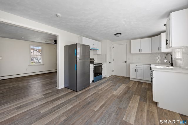 22 Dorothy Street, Enfield, CT 06082