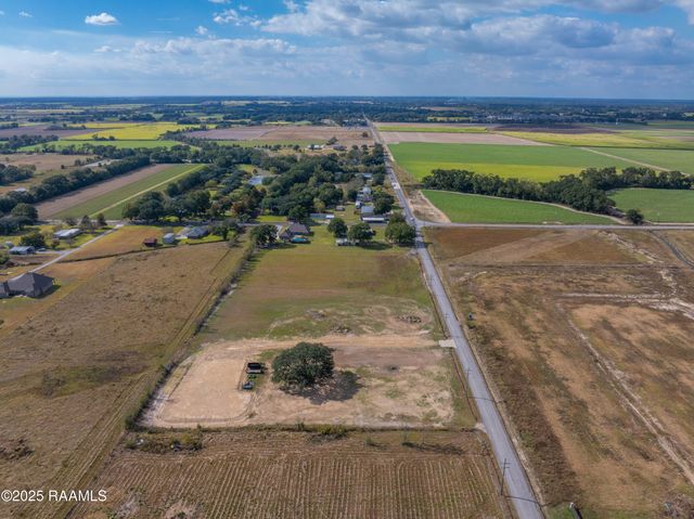 537 Chemin Agreable, Youngsville, LA 70592