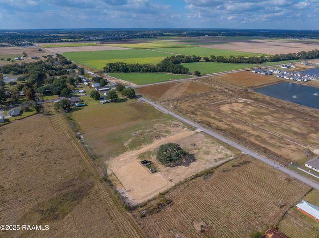 537 Chemin Agreable, Youngsville, LA 70592