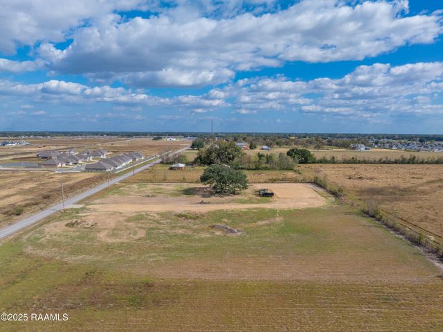 537 Chemin Agreable, Youngsville, LA 70592