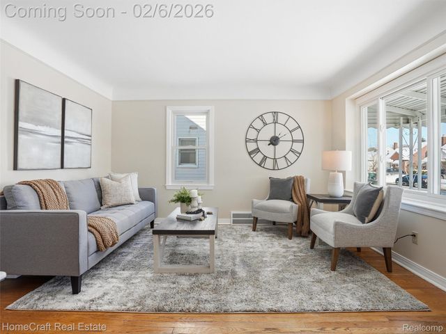 1820 Geneva Street, Dearborn, MI 48124