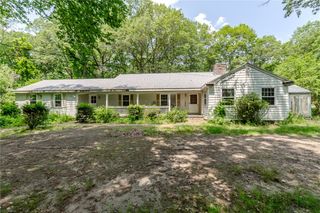 101 Cobble Hill Road, Lincoln, RI 02865