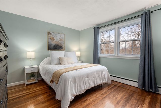 14 Mitchell Street, Southborough, MA 01772