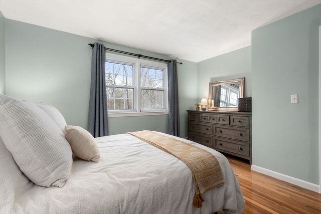 14 Mitchell Street, Southborough, MA 01772