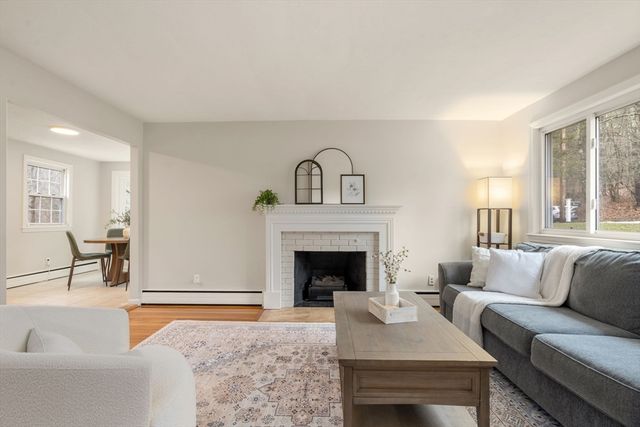 14 Mitchell Street, Southborough, MA 01772