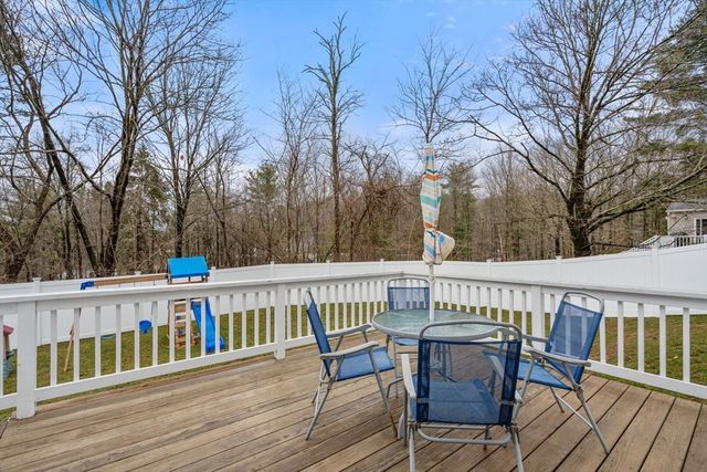 14 Mitchell Street, Southborough, MA 01772