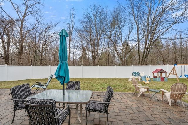 14 Mitchell Street, Southborough, MA 01772