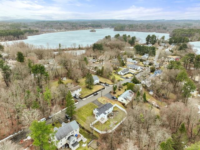 14 Mitchell Street, Southborough, MA 01772