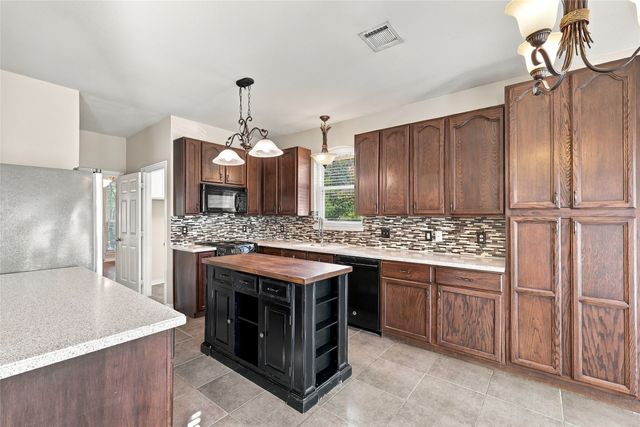 202 Devonshire Court, Mckinney, TX 75071