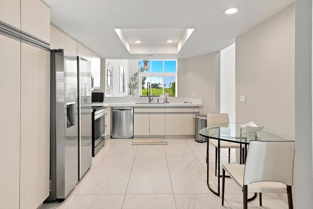 54108 Oak Tree A143, La Quinta, CA 92253