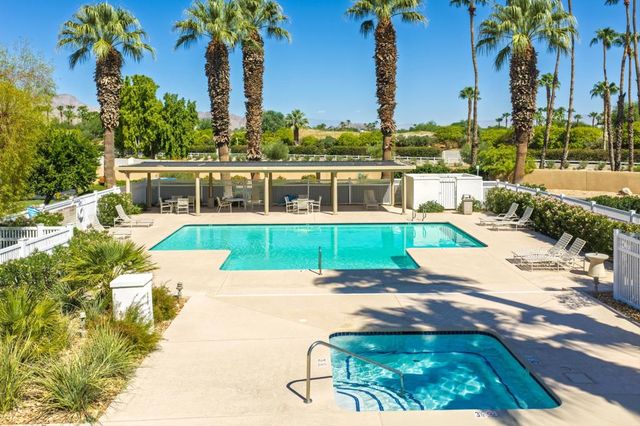 54108 Oak Tree A143, La Quinta, CA 92253