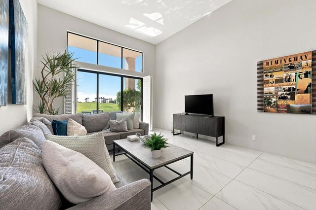 54108 Oak Tree A143, La Quinta, CA 92253