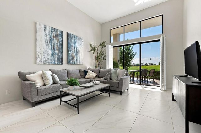 54108 Oak Tree A143, La Quinta, CA 92253