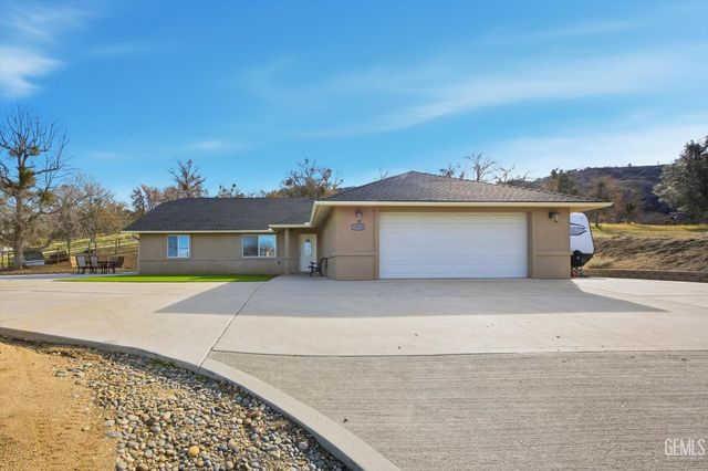 17820 Bold Venture Drive, Tehachapi, CA 93561