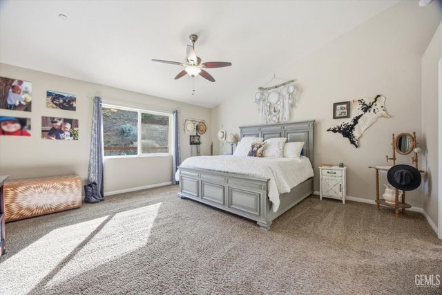 17820 Bold Venture Drive, Tehachapi, CA 93561