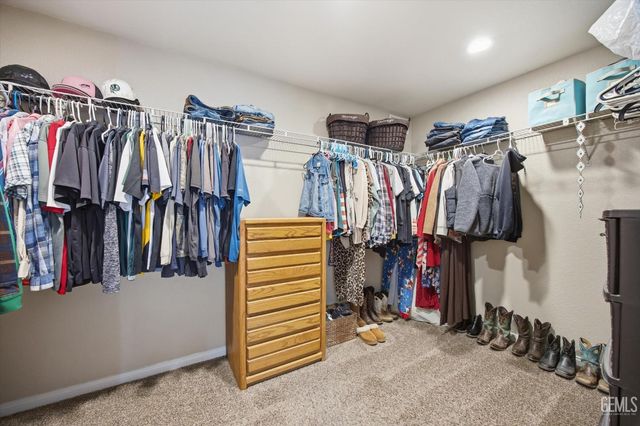 17820 Bold Venture Drive, Tehachapi, CA 93561