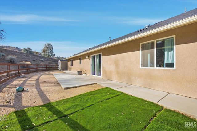 17820 Bold Venture Drive, Tehachapi, CA 93561