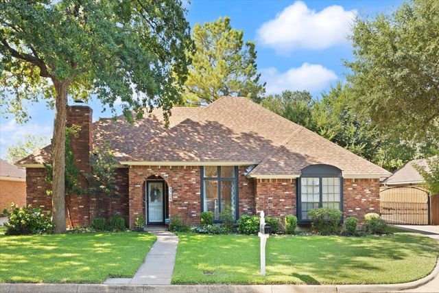 3709 Danbury Drive, Arlington, TX 76016