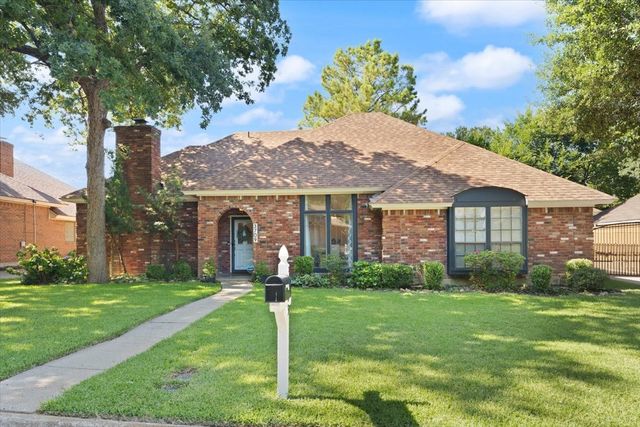 3709 Danbury Drive, Arlington, TX 76016