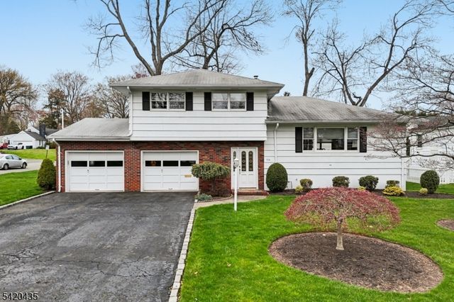 114 Pawnee Rd, Cranford Twp., NJ 07016