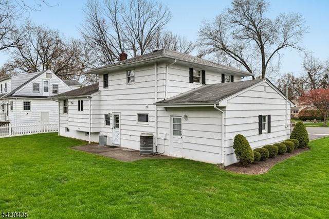 114 Pawnee Rd, Cranford Twp., NJ 07016