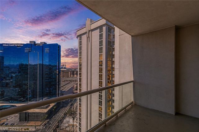 135 East HARMON Avenue 3209, Las Vegas, NV 89109