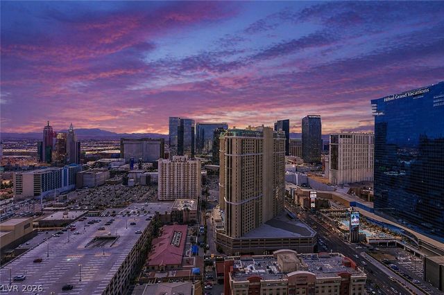 135 East HARMON Avenue 3209, Las Vegas, NV 89109