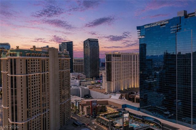 135 East HARMON Avenue 3209, Las Vegas, NV 89109
