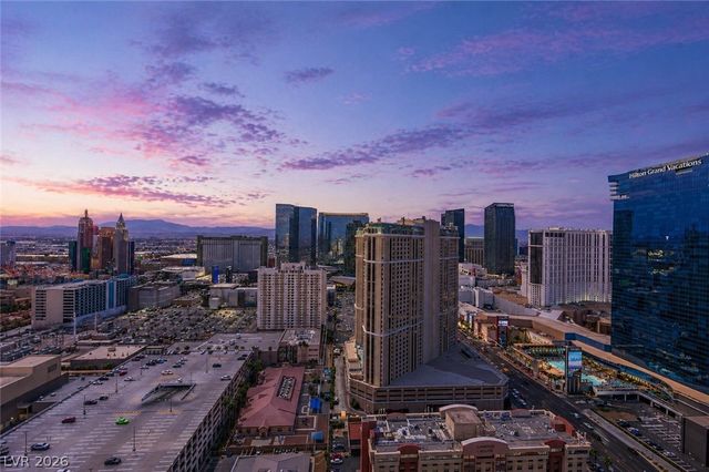 135 East HARMON Avenue 3209, Las Vegas, NV 89109