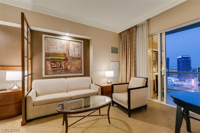 135 East HARMON Avenue 3209, Las Vegas, NV 89109