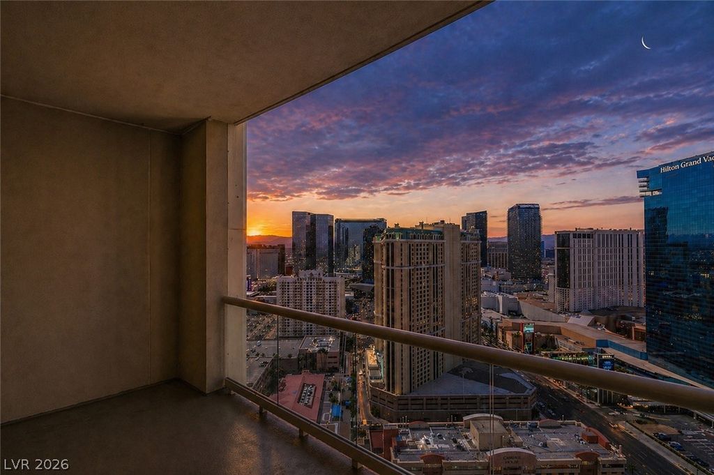 135 East HARMON Avenue 3209, Las Vegas, NV 89109