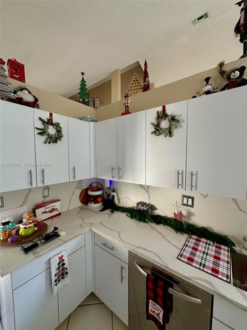 12723 NW 21st Pl, Coral Springs, FL 33071