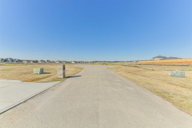 11725 Grandview Drive, Montgomery, TX 77356