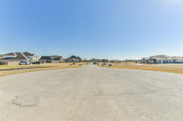 11725 Grandview Drive, Montgomery, TX 77356