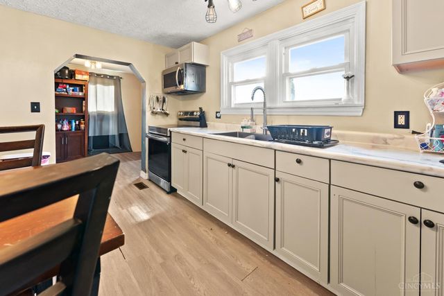 1855 West Elkton Road, St Clair Twp, OH 45013