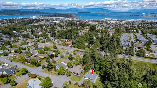 2609 C Avenue, Anacortes, WA 98221