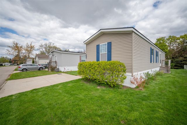 183 Flicker Street, Rochester Hills, MI 48309