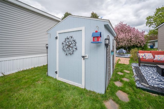 183 Flicker Street, Rochester Hills, MI 48309