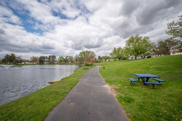 183 Flicker Street, Rochester Hills, MI 48309