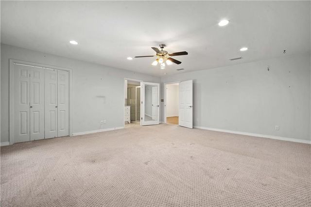 5000 Woodmere Street, Mobile, AL 36693
