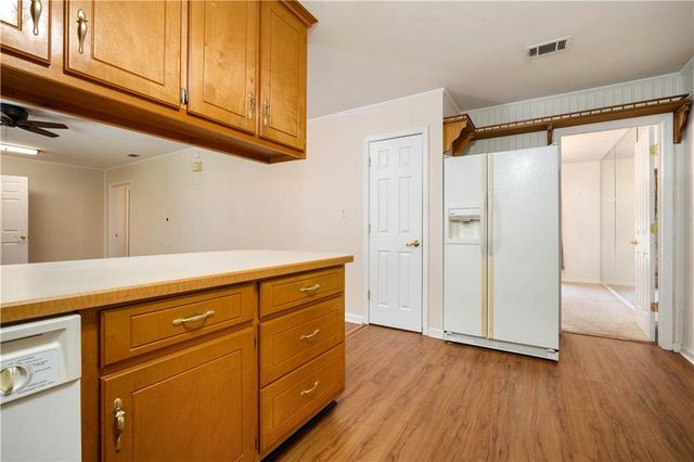 5000 Woodmere Street, Mobile, AL 36693