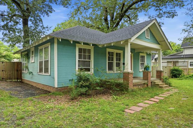 1917 College Avenue, Conway, AR 72034
