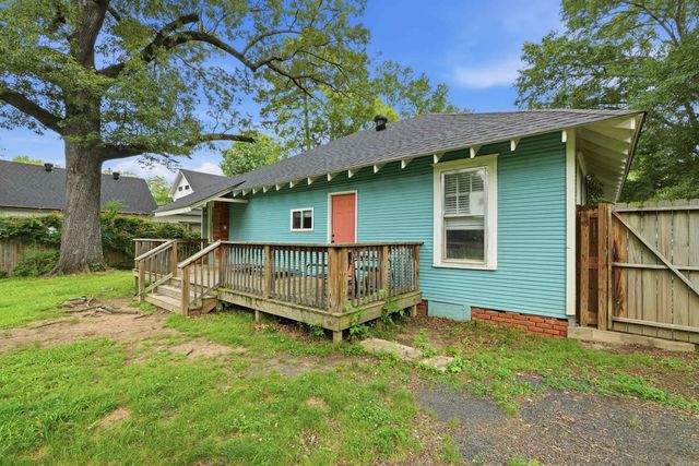 1917 College Avenue, Conway, AR 72034