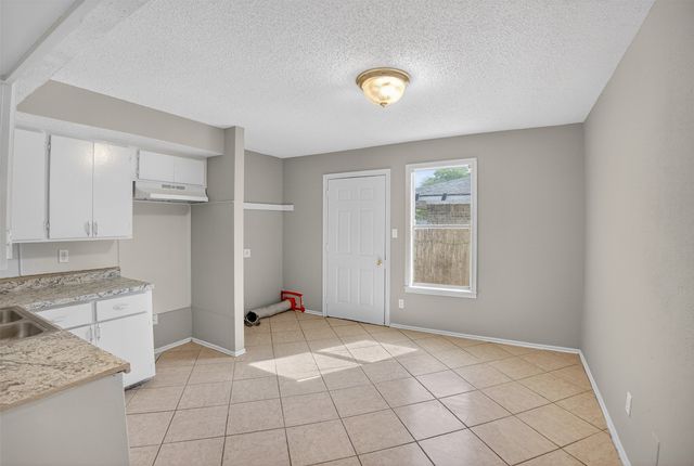 3800 E 4th Street, Fort Worth, TX 76111