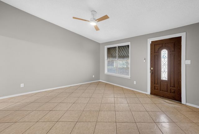 3800 E 4th Street, Fort Worth, TX 76111