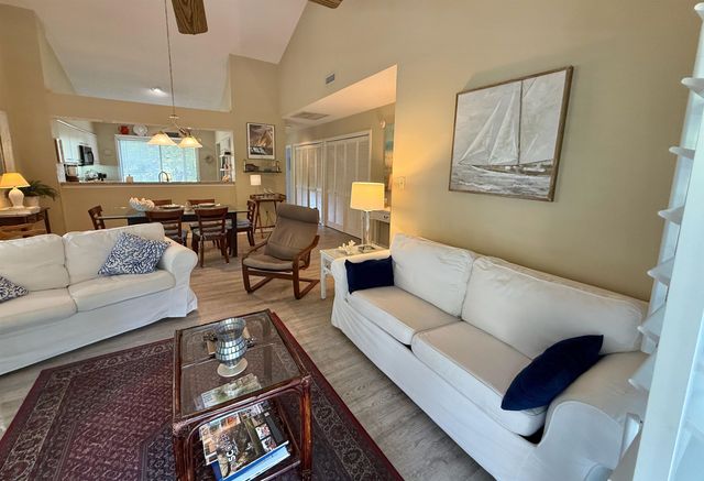 306 Westbury Ct Apt 2E, Myrtle Beach, SC 29572