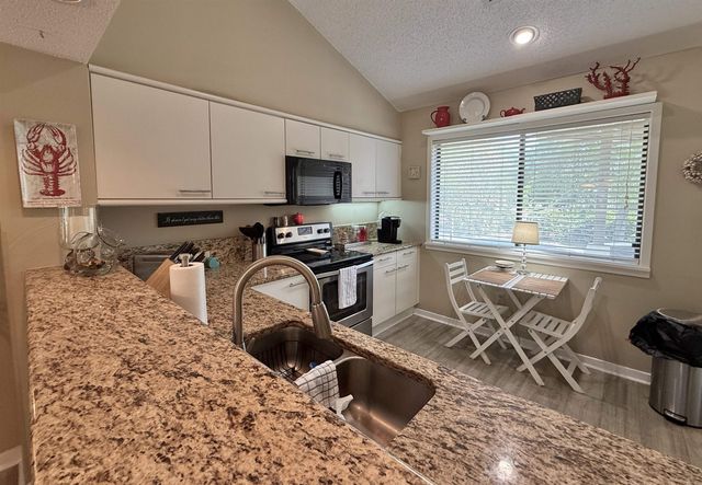 306 Westbury Ct Apt 2E, Myrtle Beach, SC 29572