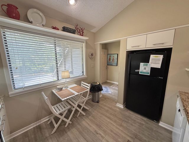 306 Westbury Ct Apt 2E, Myrtle Beach, SC 29572