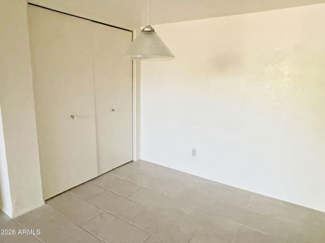 5757 W Eugie Avenue 2003, Glendale, AZ 85304