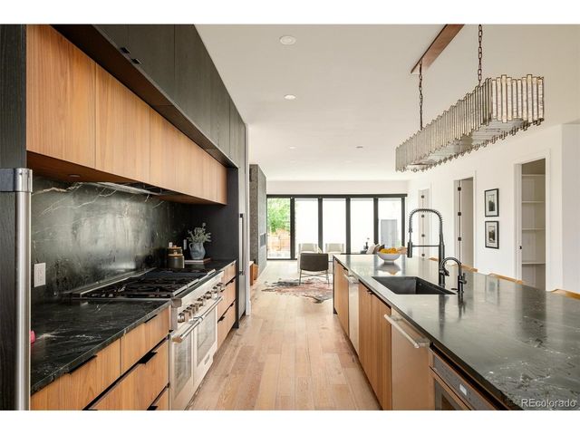 3985 Mariposa St, Denver, CO 80211